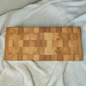 Planche à découper en bois de bout de frêne et de chêne