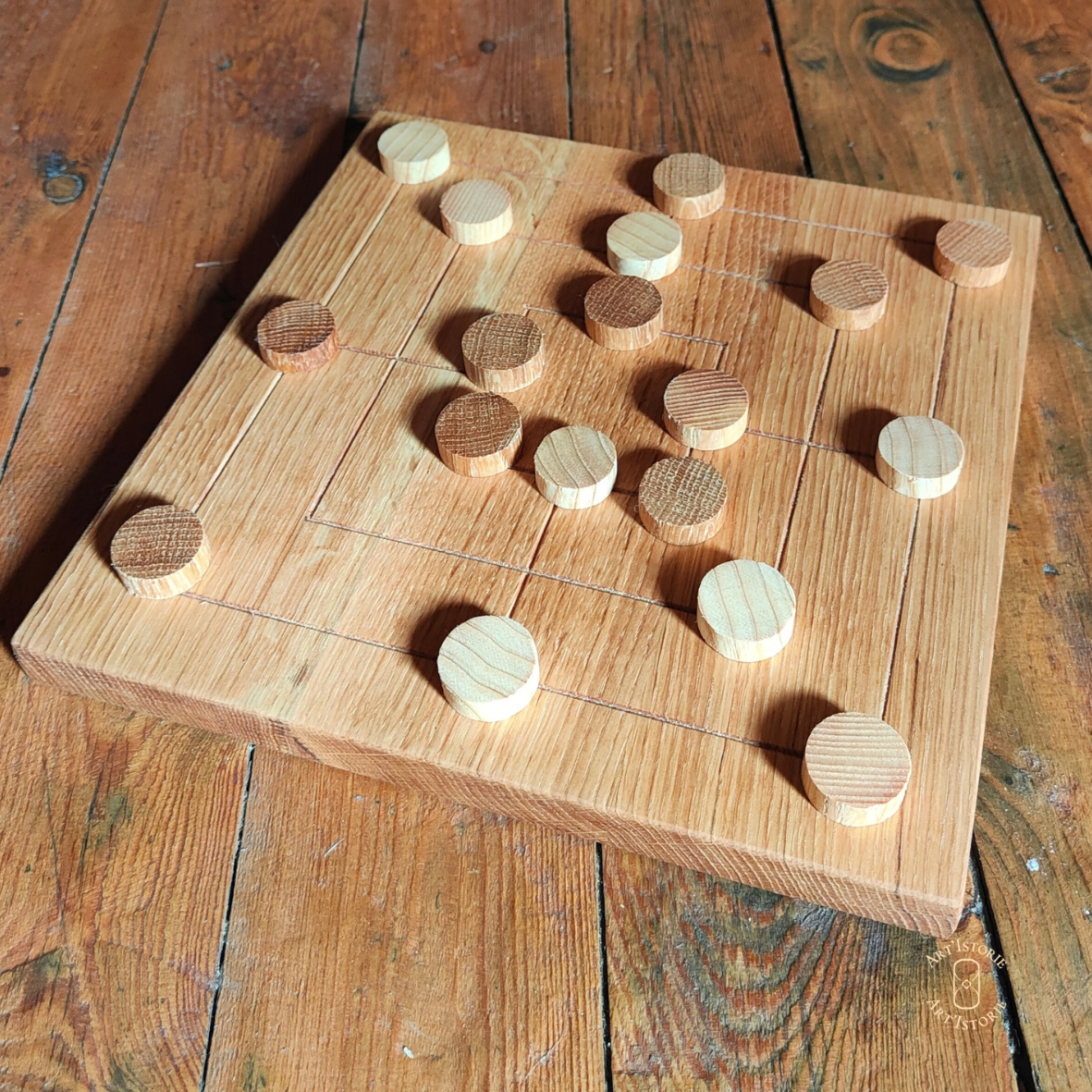 Mérelle de 9 (jeu du moulin) – plateau de jeu médiéval
